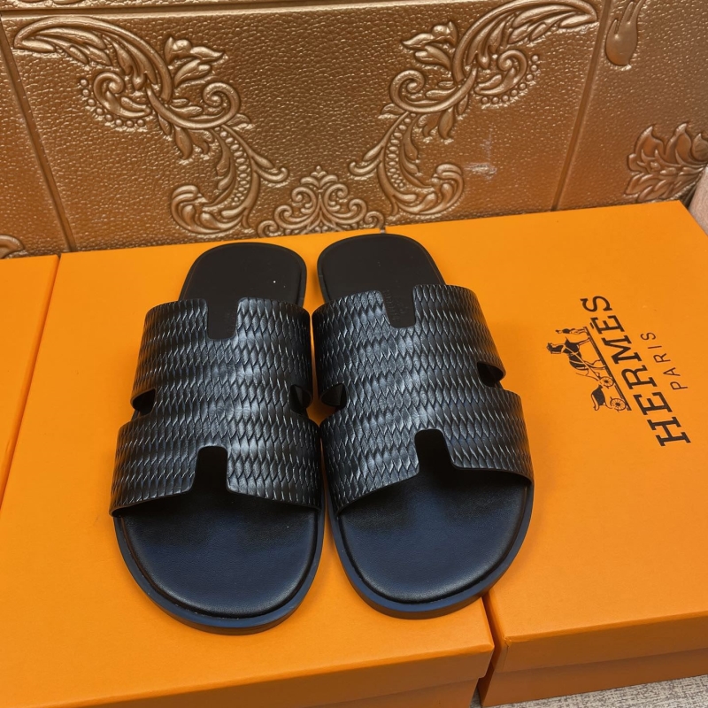 H**mes slippers